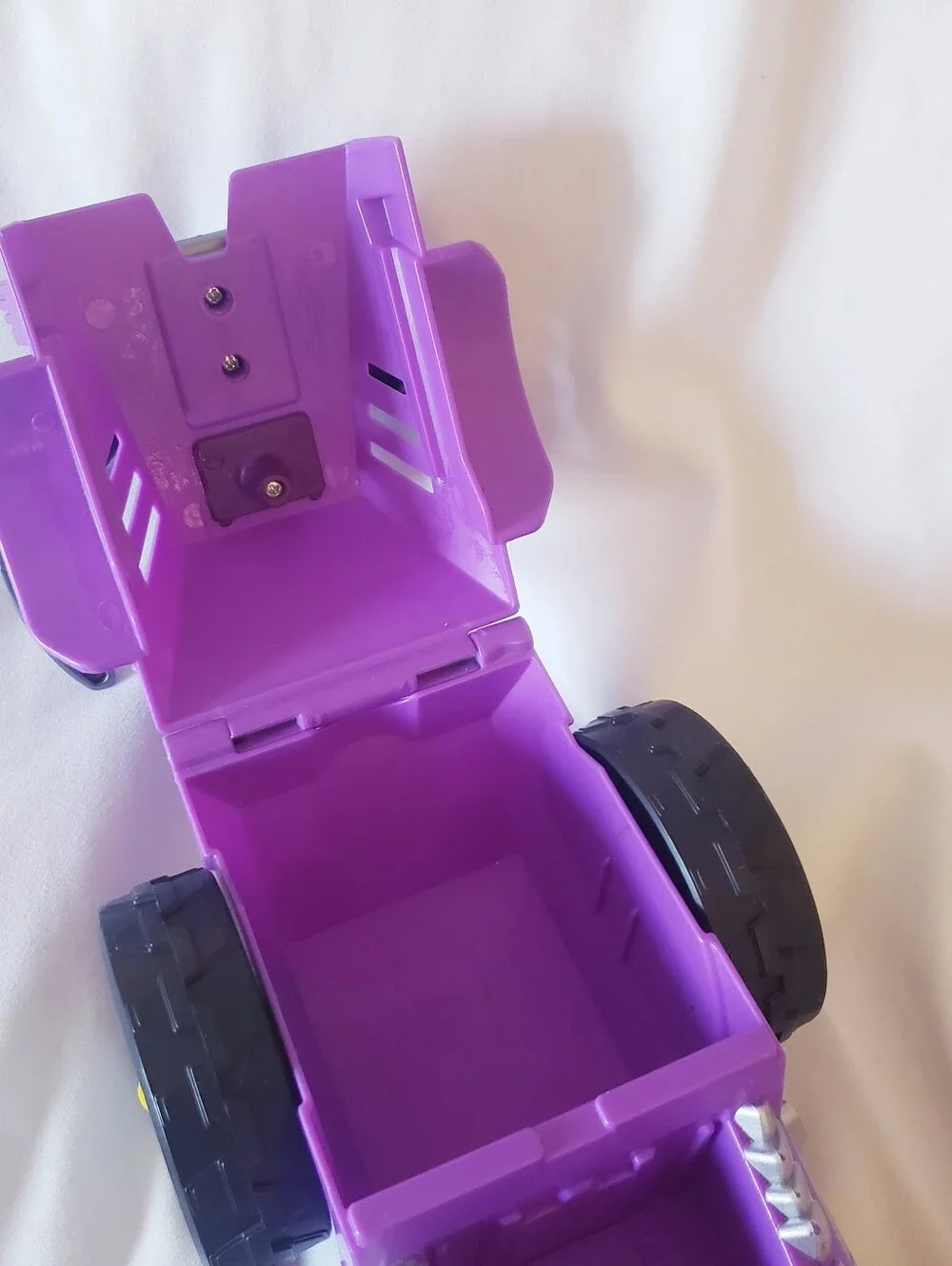 TMNT Teenage Mutant Ninja Turtles Shredder Capture Claw Vehicle